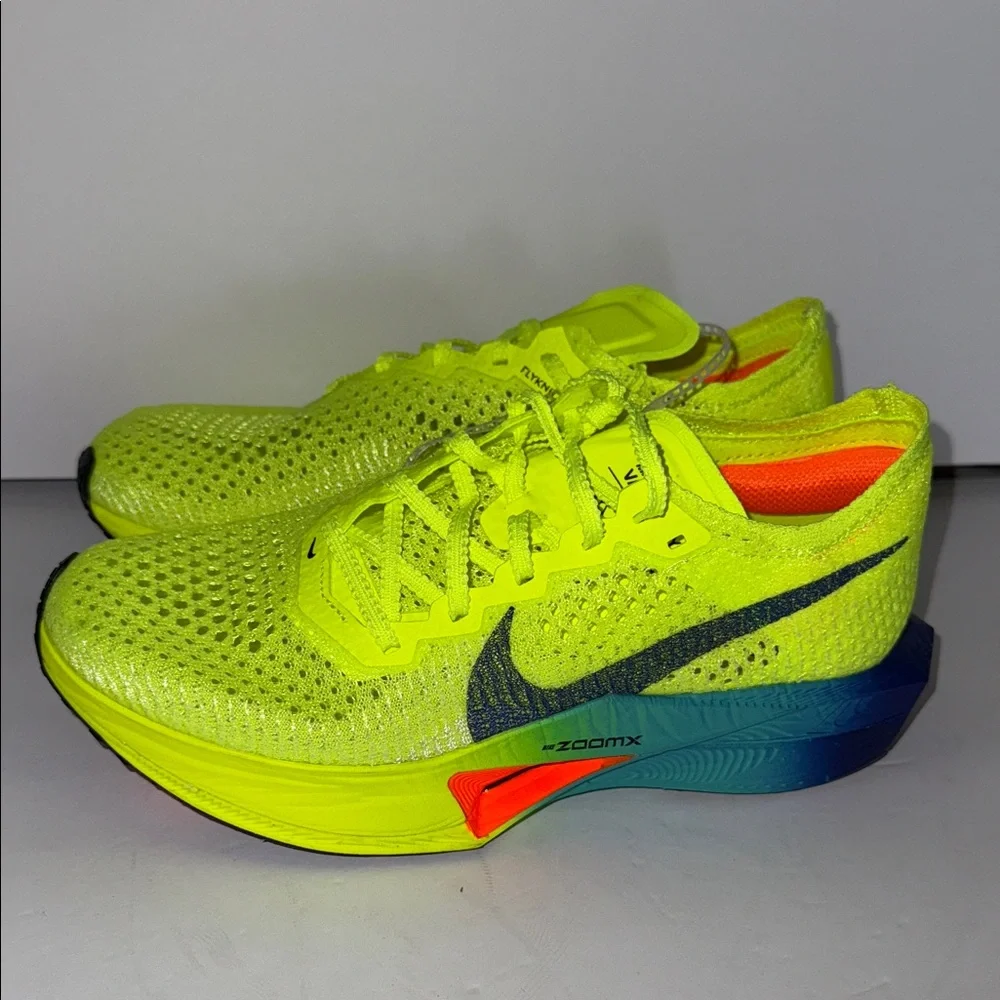 Nike ZoomX Vaporfly 3 DV4130-700 Women’s Volt/Scream Green/Black Sneakers Size 7 - Picture 3 of 9